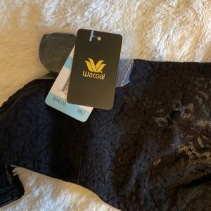NWT WACOAL STRAPLESS BRA 38C